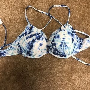 Victoria’s Secret push up Bikini top 32D